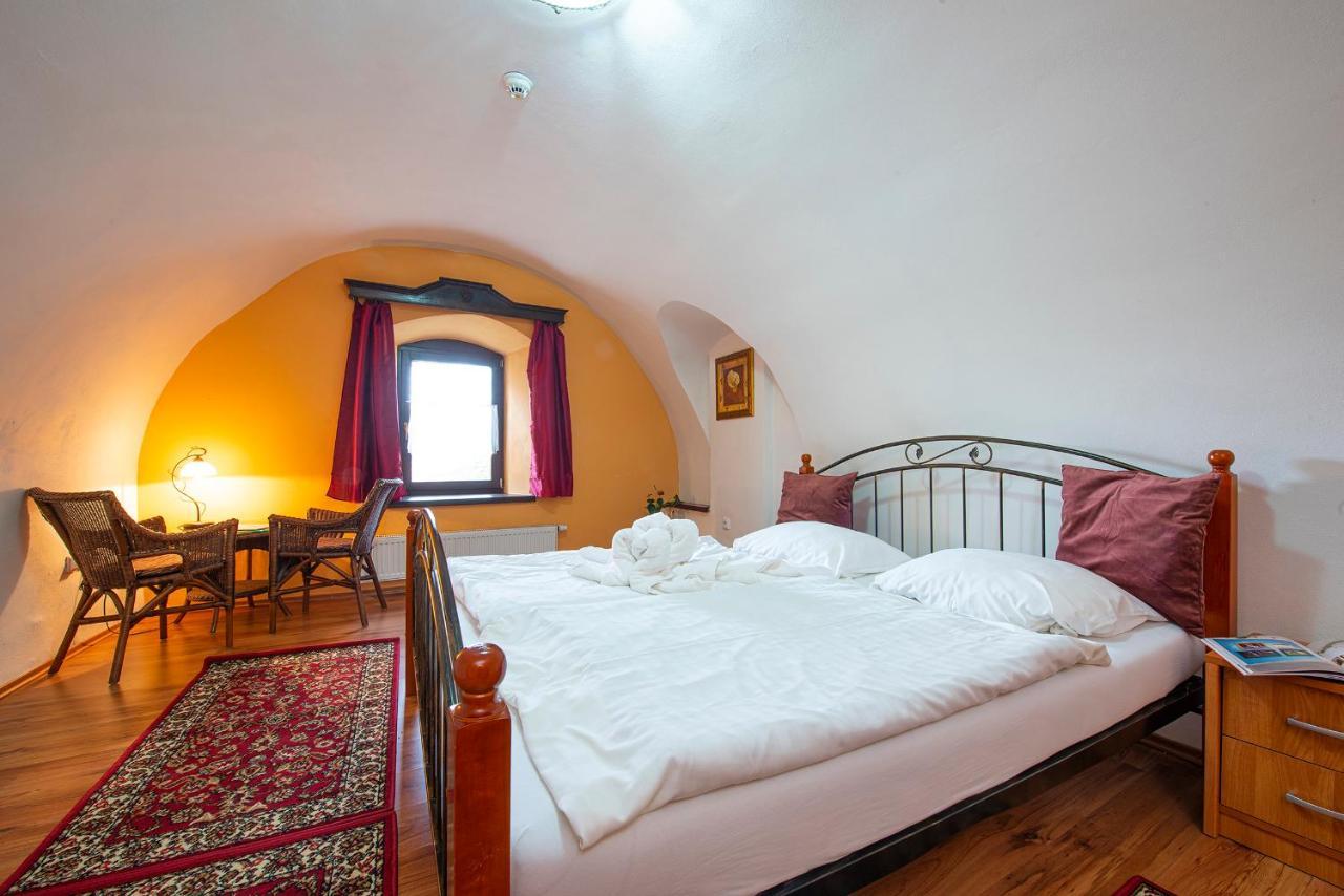 Penzion Familia Hotel Poprad Eksteriør billede